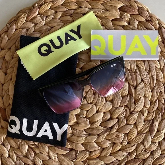 Quay Australia Black and Pink Sunglasses Level Up - Picture 5 of 7